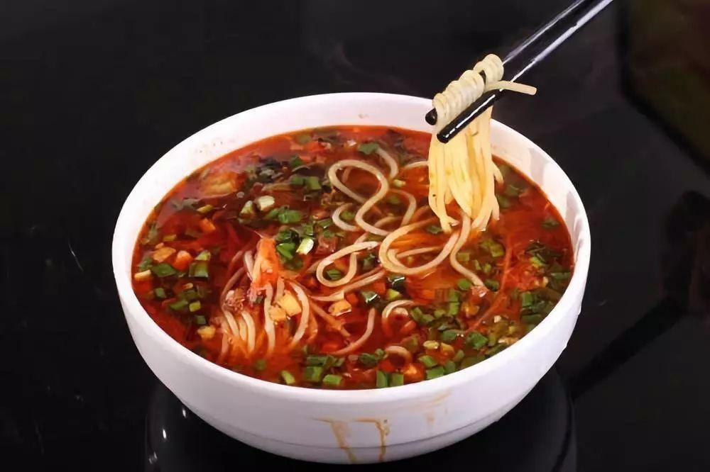 吃完天水麻辣燙？下一站，慶陽饸饹面！